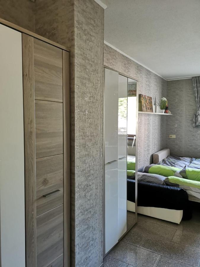 Cozy Flat, Central, Easy Parking, Clam Apartman Bayreuth Kültér fotó